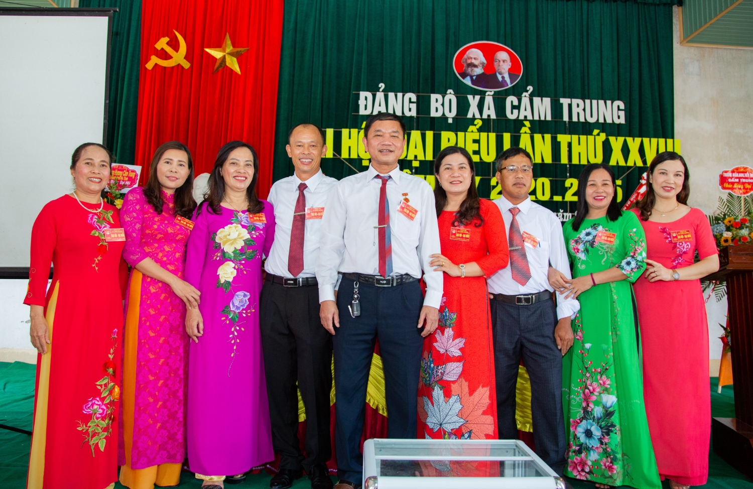 ĐẠI BIỂU TIỂU HỌC Y TẾ