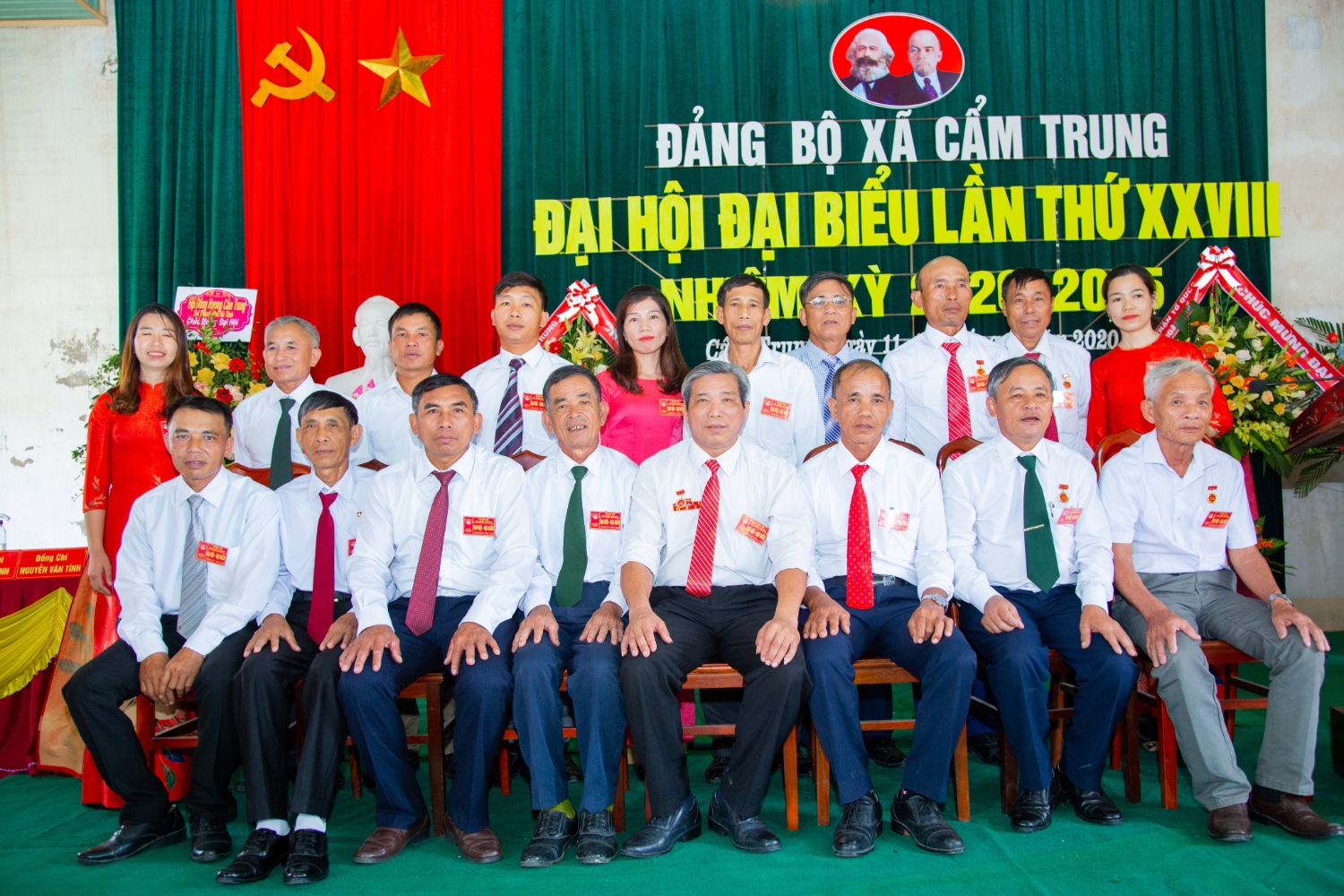 ĐẠI BIỂU TRUNG THỊNH